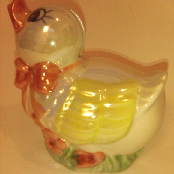 Lustrous Glazed Fancy Duck Coin Bank - Picture 6 of 12